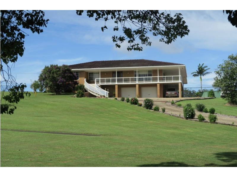 230 Rodeo Drive, Macksville NSW 2447