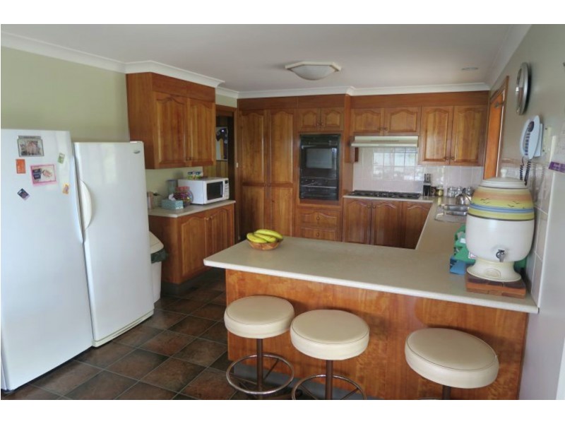 230 Rodeo Drive, Macksville NSW 2447