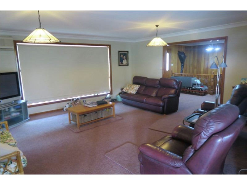 230 Rodeo Drive, Macksville NSW 2447