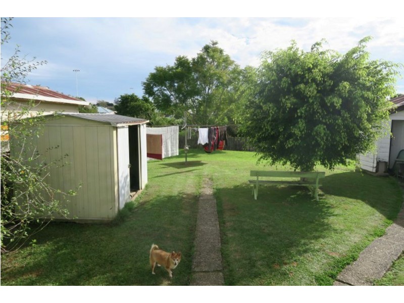 20 East St, Macksville NSW 2447