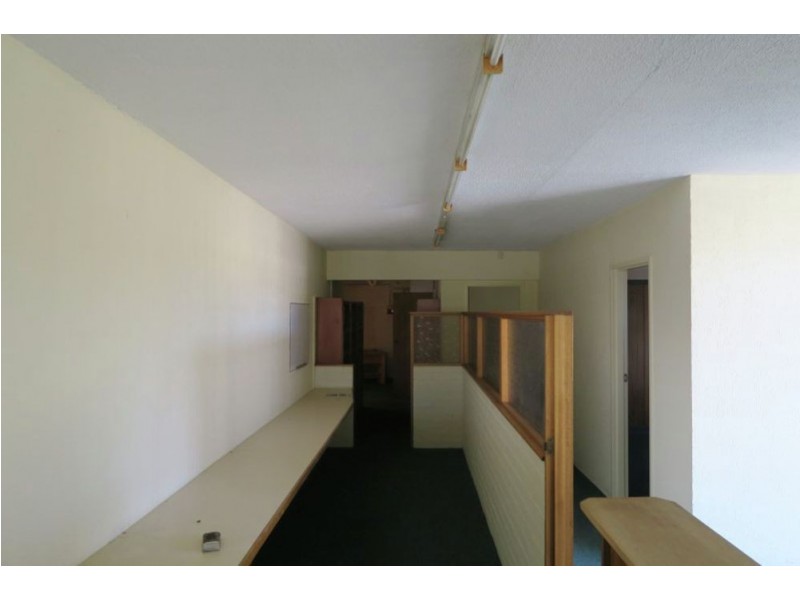 2/23 Cooper st, Macksville NSW 2447
