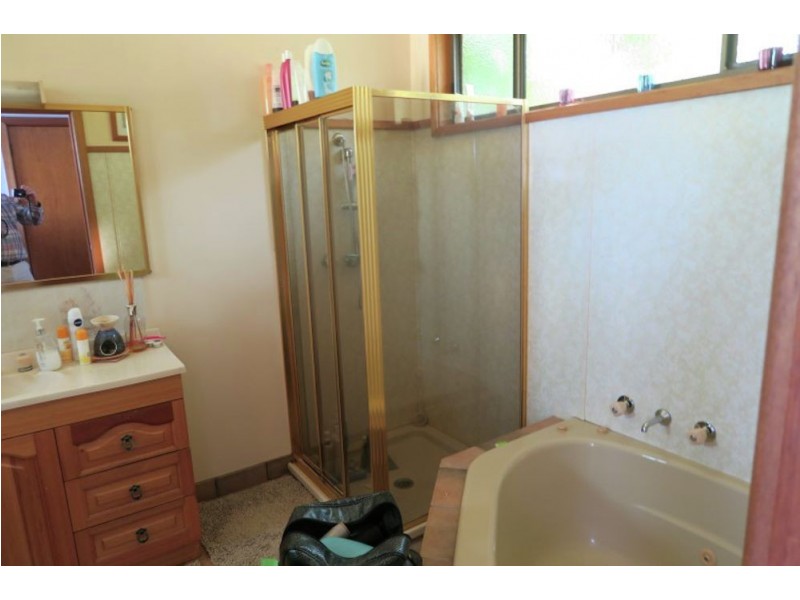 11 Reid St, Macksville NSW 2447