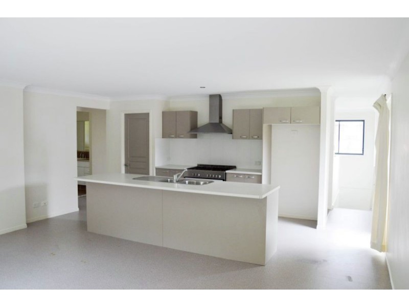 8 Lennon Close, Macksville NSW 2447