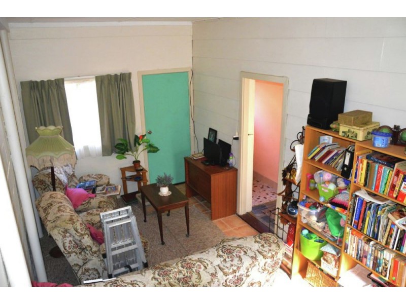 2 Taylors Arm Rd, Macksville NSW 2447