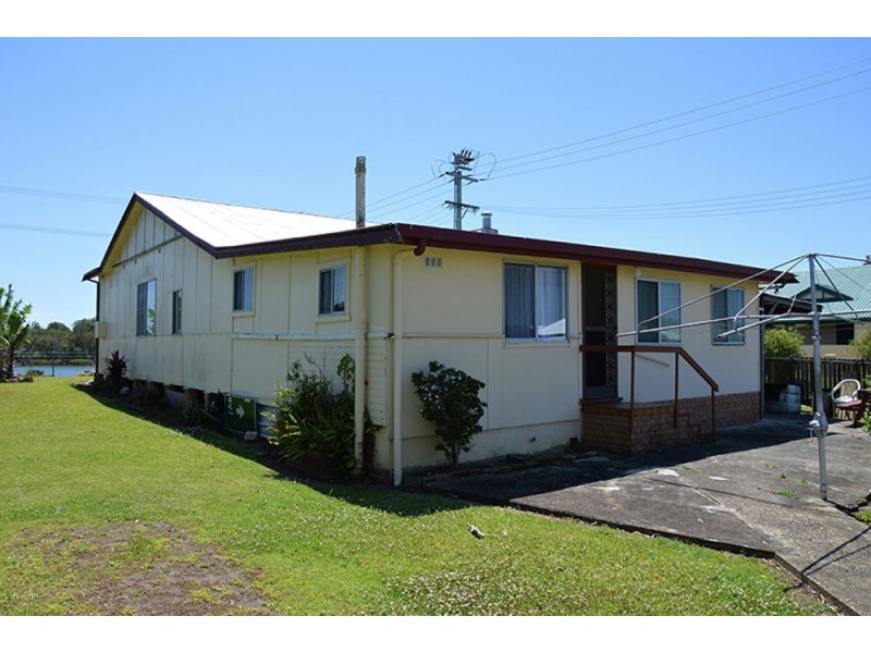 27 River St, Macksville NSW 2447