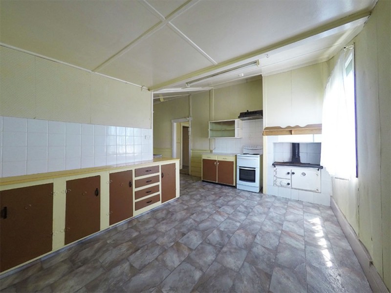 27 River St, Macksville NSW 2447