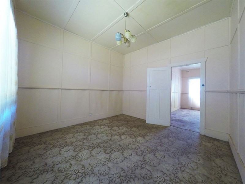 27 River St, Macksville NSW 2447