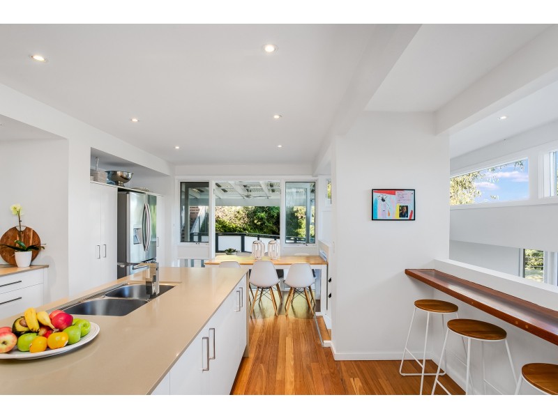 64 Tatiara Crescent, North Narrabeen NSW 2101