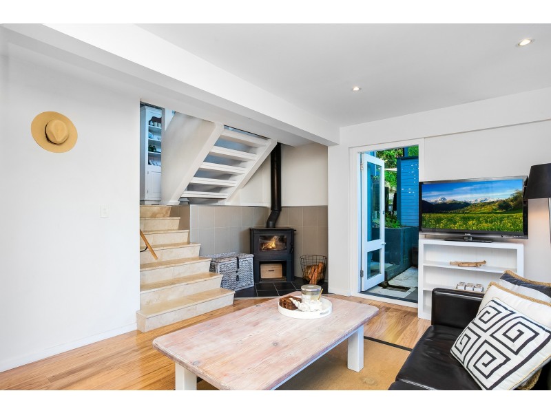 64 Tatiara Crescent, North Narrabeen NSW 2101