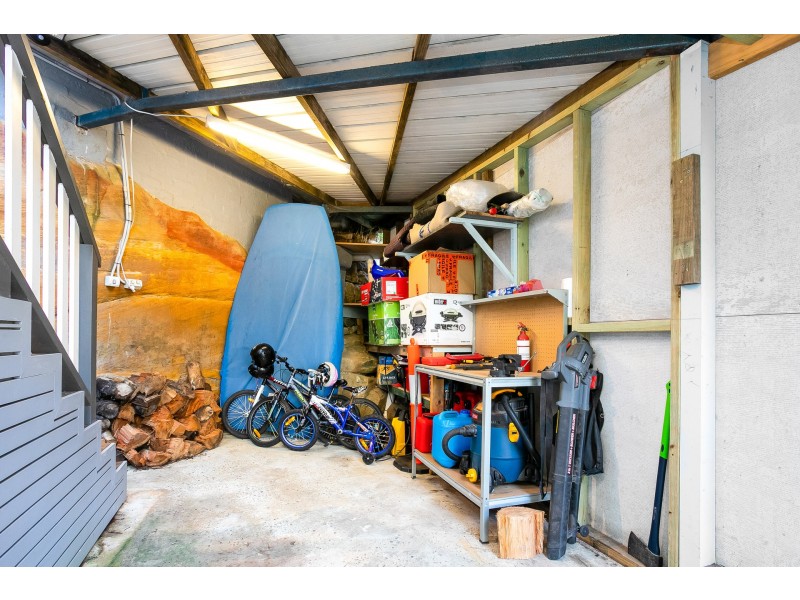 64 Tatiara Crescent, North Narrabeen NSW 2101