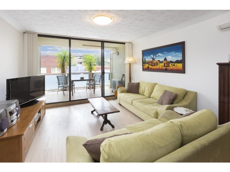 8/20 Waterloo Street, Narrabeen NSW 2101