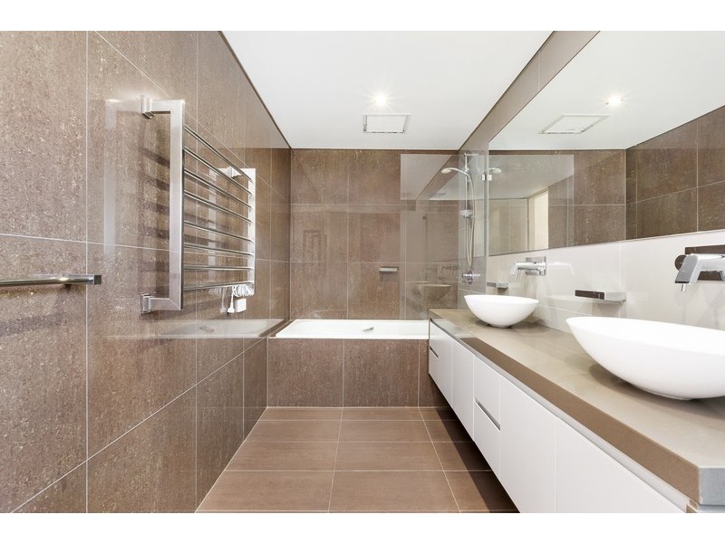 2/16 Ocean Street, Narrabeen NSW 2101