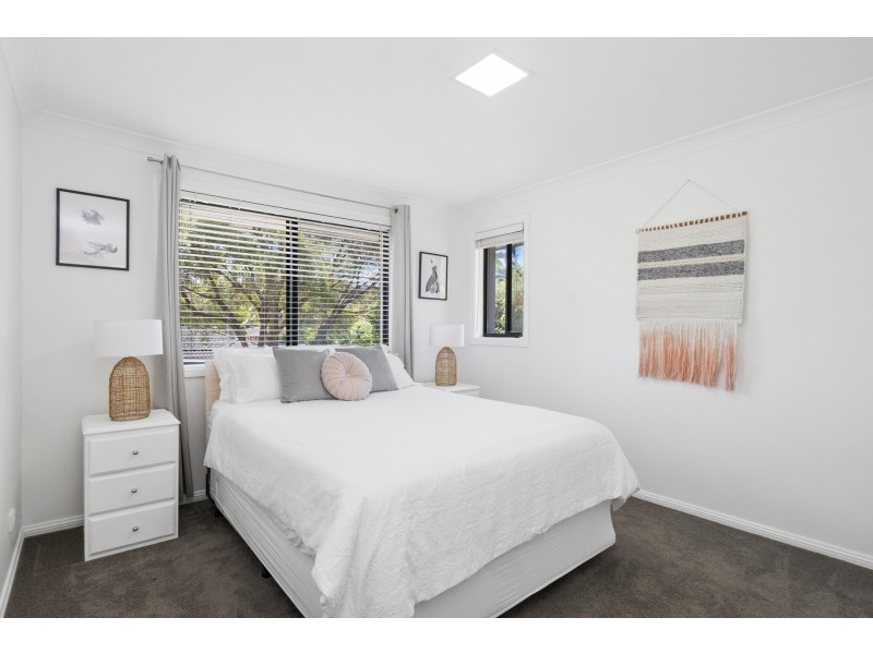 4 Maralinga Avenue, Elanora Heights NSW 2101