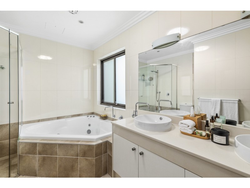 11/34 Golf Avenue, Mona Vale NSW 2103