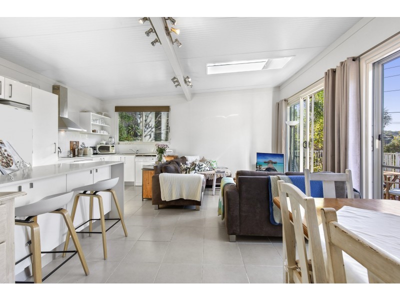 34 Bolwarra Road, North Narrabeen NSW 2101