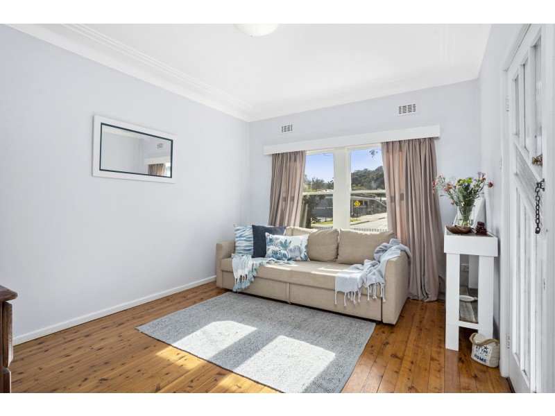 11 Rickard Road, North Narrabeen NSW 2101