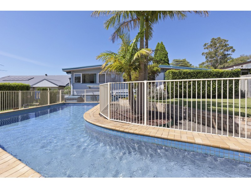 8 St Andrews Gate, Elanora Heights NSW 2101