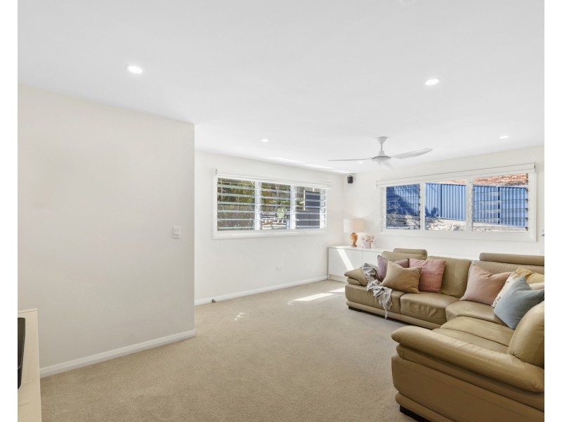 17 Tatiara Crescent, North Narrabeen NSW 2101