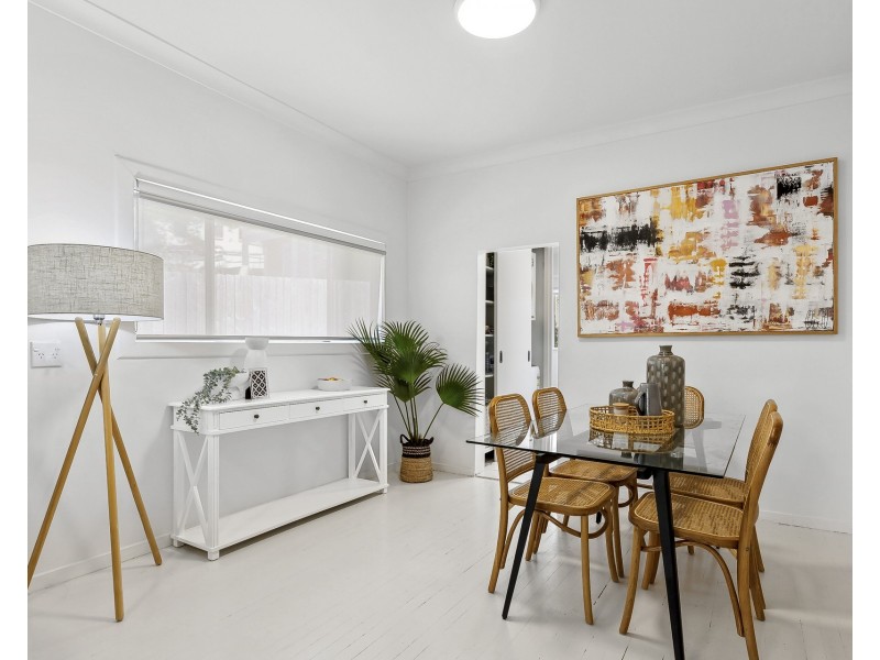 4 Warraba Road, North Narrabeen NSW 2101