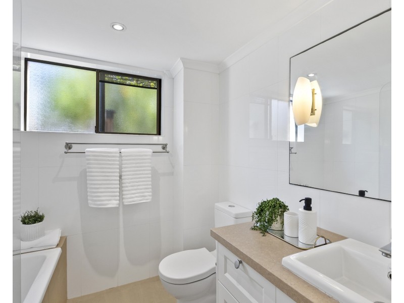 1/1 Robertson Street, Narrabeen NSW 2101