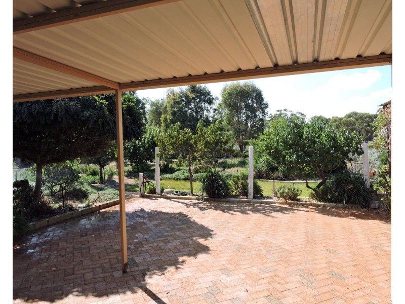 32 Great southern Hwy, Beverley WA 6304