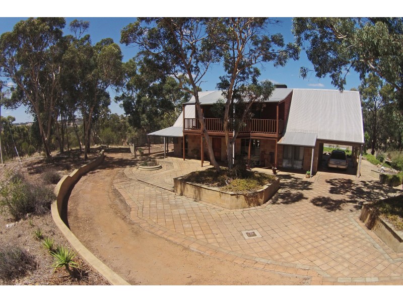 5196 GREAT EASTERN HWY, Clackline WA 6564
