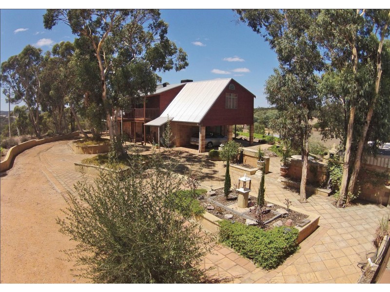 5196 GREAT EASTERN HWY, Clackline WA 6564