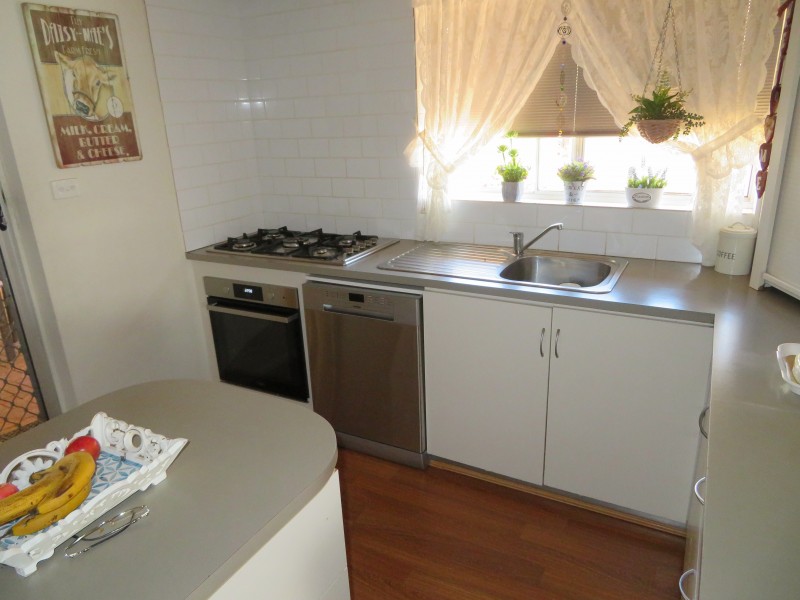 48 South Street, York WA 6302