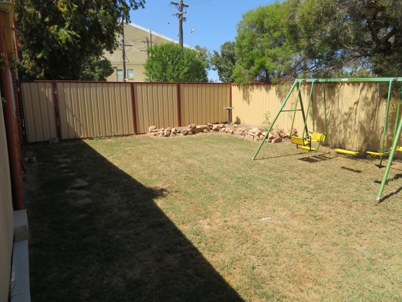 48 South Street, York WA 6302