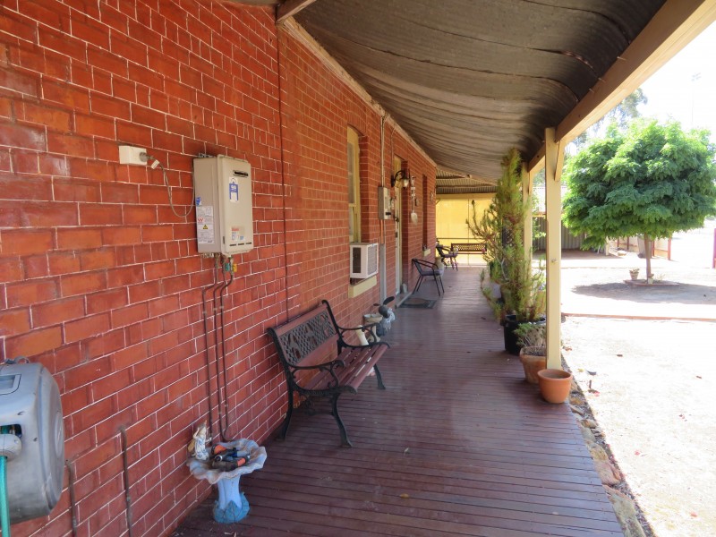 48 South Street, York WA 6302