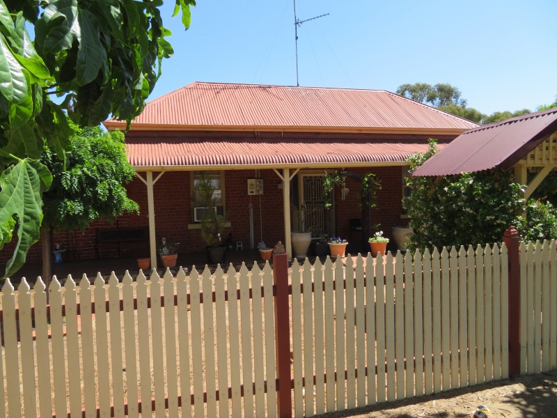 48 South Street, York WA 6302