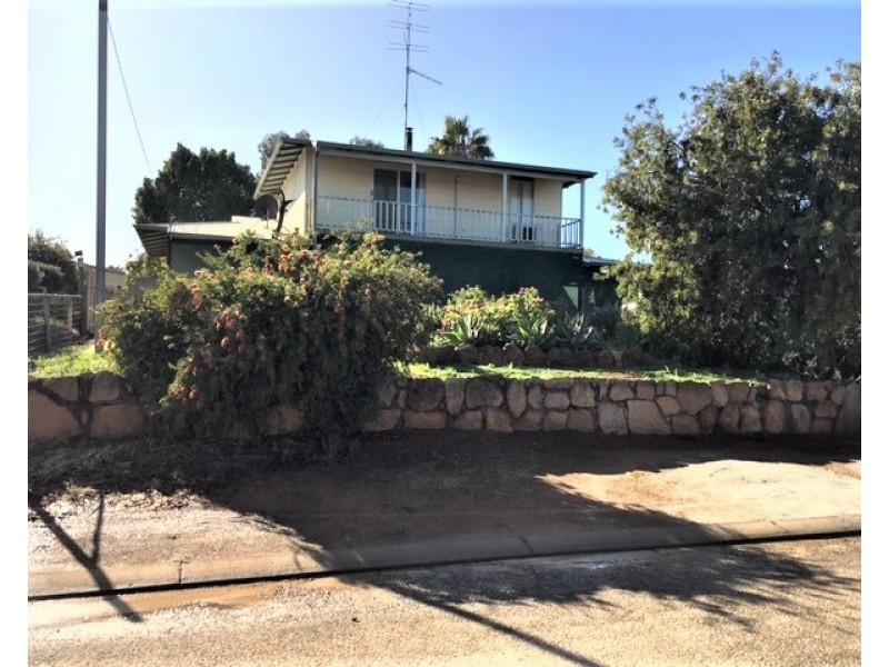 6 HOPE STREET, York WA 6302