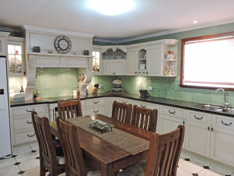 1461 QUELLINGTON ROAD, York WA 6302