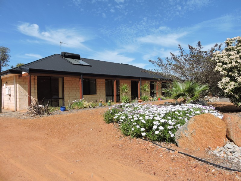 164 NEWCASTLE STREET, York WA 6302