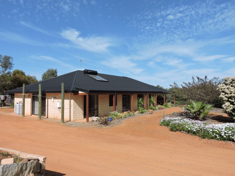 164 NEWCASTLE STREET, York WA 6302