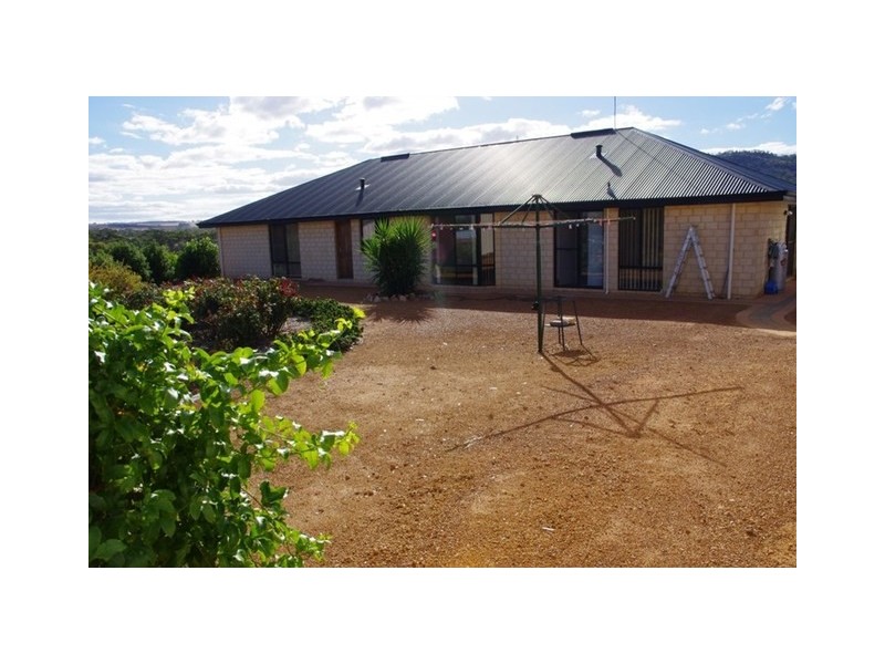 164 NEWCASTLE STREET, York WA 6302