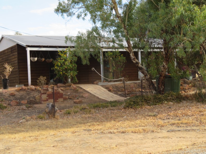 11 Fettlers Lane, Spencers Brook WA 6401