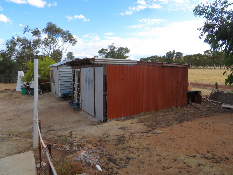 11 Fettlers Lane, Spencers Brook WA 6401