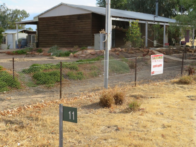 11 Fettlers Lane, Spencers Brook WA 6401