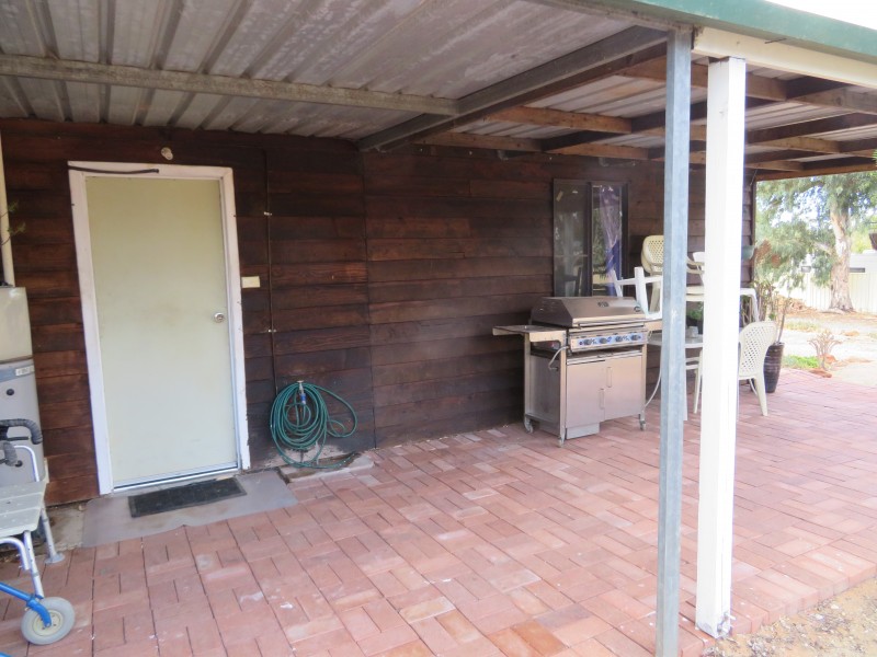 11 Fettlers Lane, Spencers Brook WA 6401