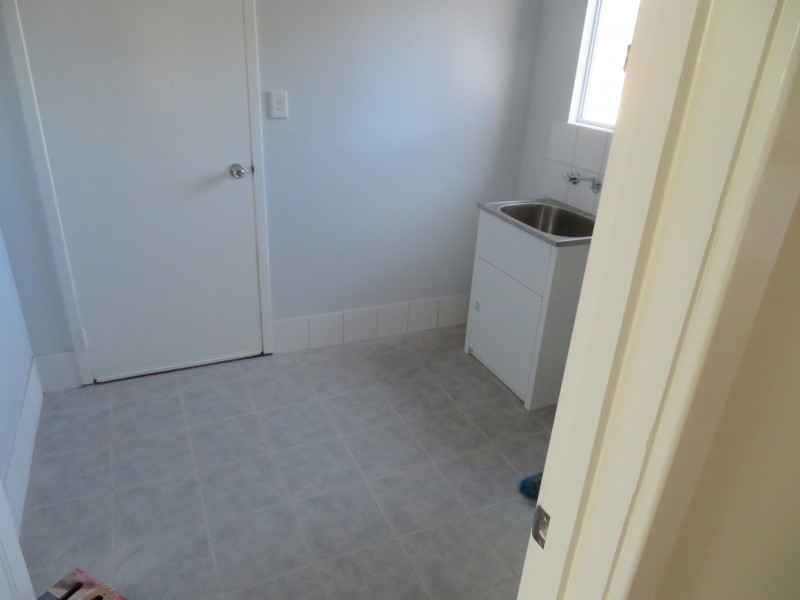 2 Ninth Road, York WA 6302