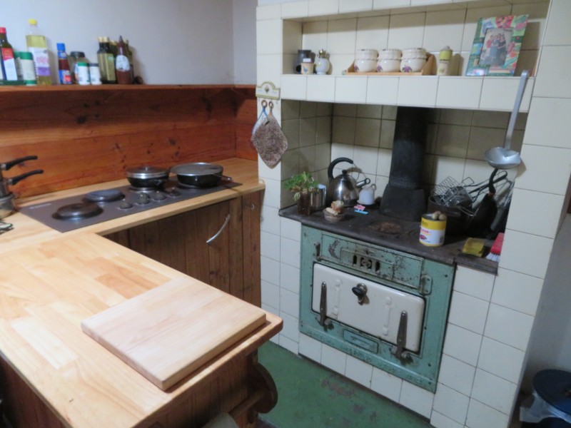 12 Thomson Street, York WA 6302