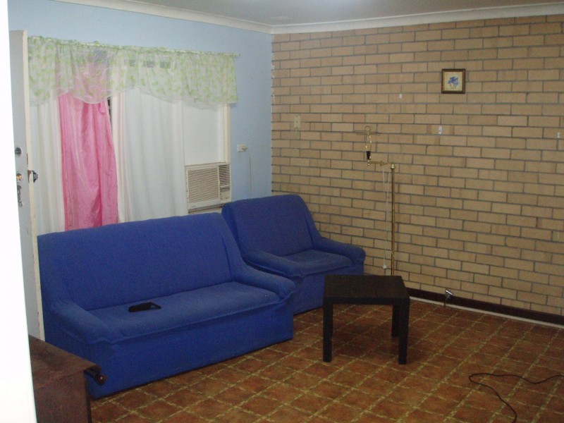 2/85 White Street,, Brookton WA 6306