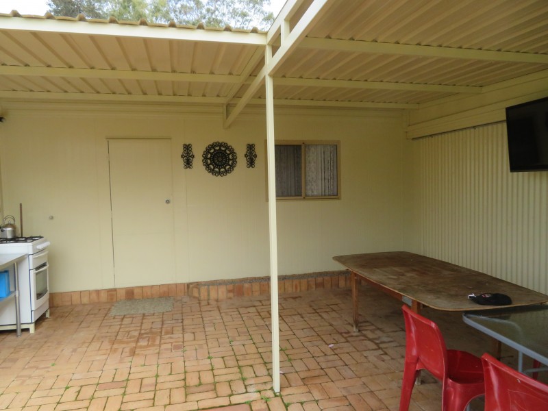 11 Smith Street, Beverley WA 6304