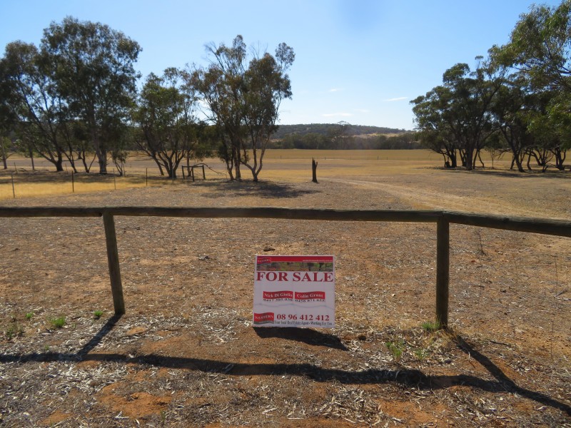 5895 Great Southern Highway Gilgering, York WA 6302