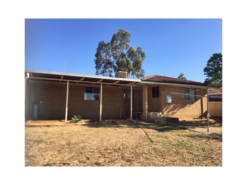 8 Janes Drive, Corrigin WA 6375