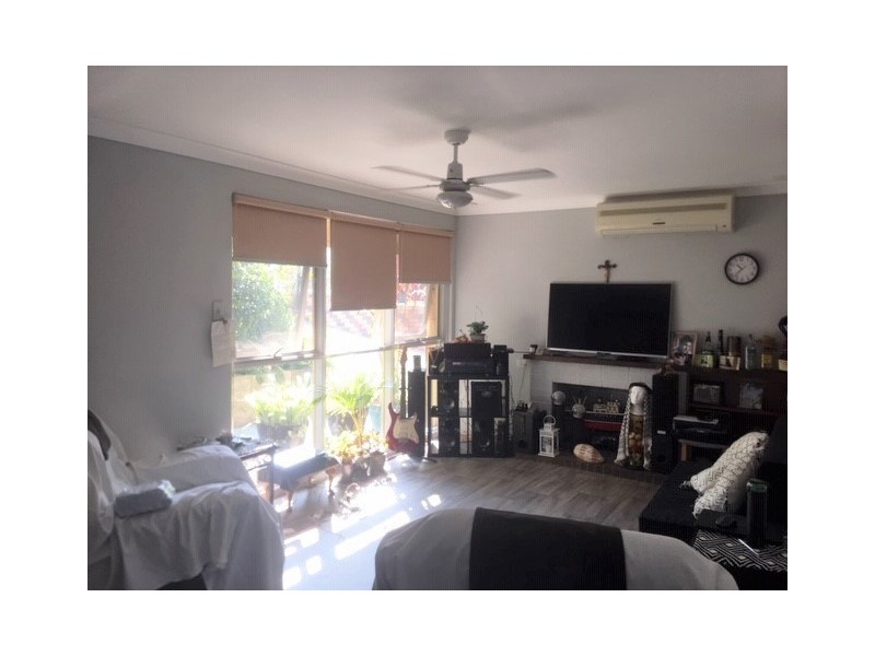 37 INKPEN WAY, Orelia WA 6167