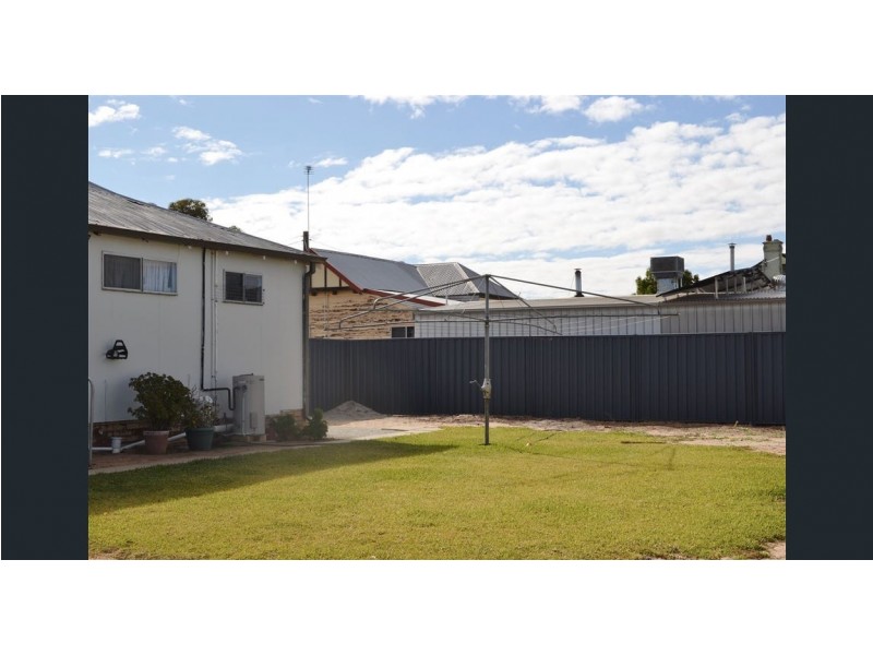 62 Hammond st, Kellerberrin WA 6410