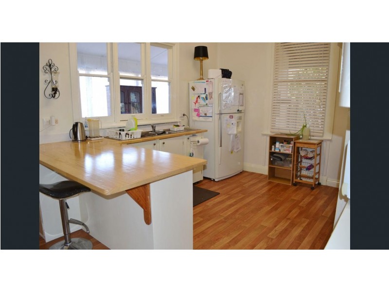 62 Hammond st, Kellerberrin WA 6410