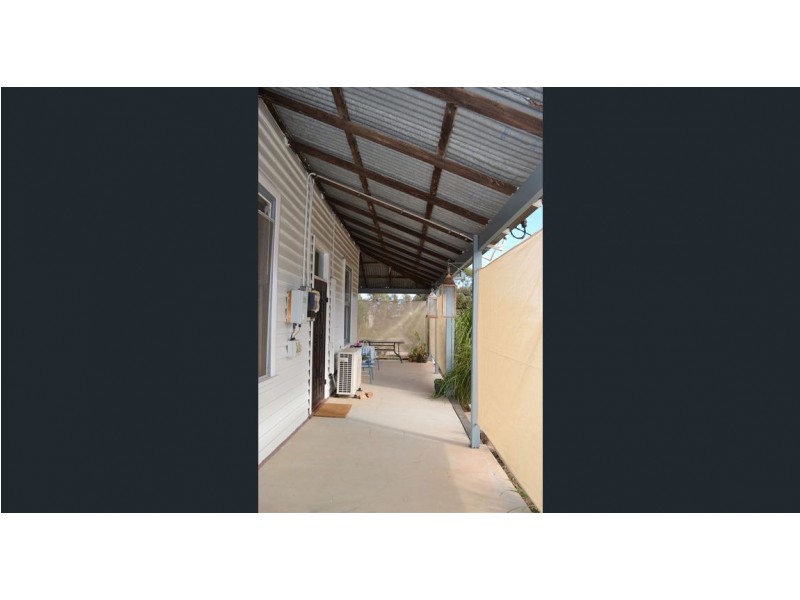 62 Hammond st, Kellerberrin WA 6410